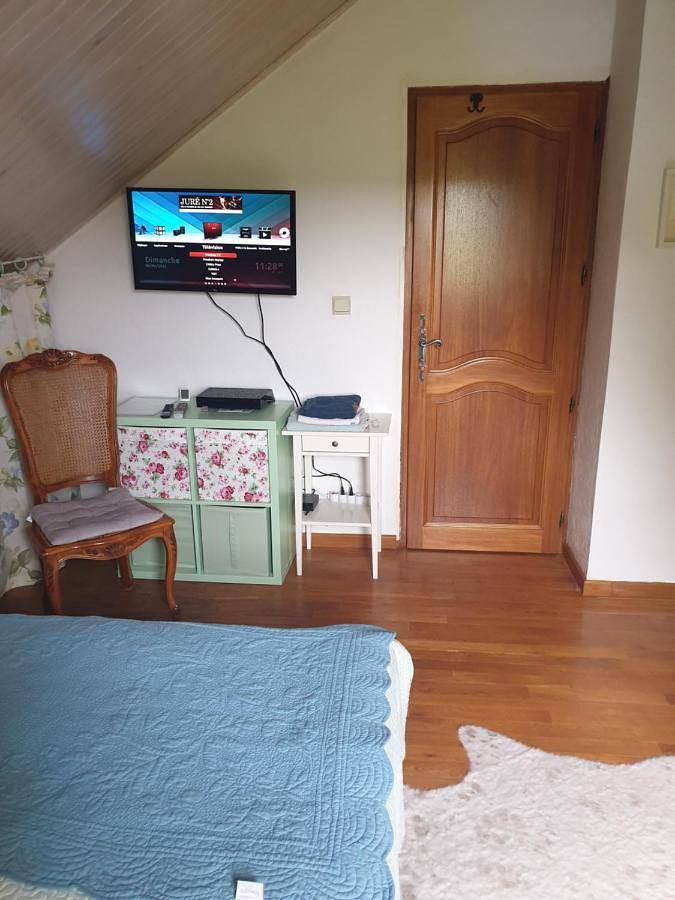 Location de vacances pour 2 personnes, avec jardin et vue à Étival-Clairefontaine - 3