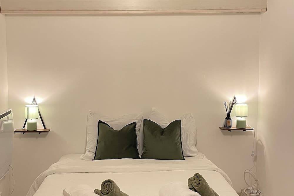 Entire apartment, The ambitious - elegant apartment 500m from the station! in Vienne (Isère), Vienne region