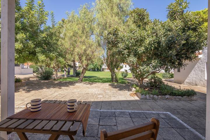 Holiday Home 'Apartamento Nascimento' with Shared Pool, Private Terrace and Air Conditioning