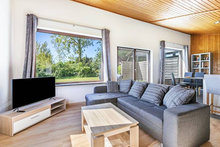 Estudio entero, Estudio 'Wiesenblick 2' con terraza privada, jardín privado y Wi-Fi in Weddingstedt, Heide y sus alrededores