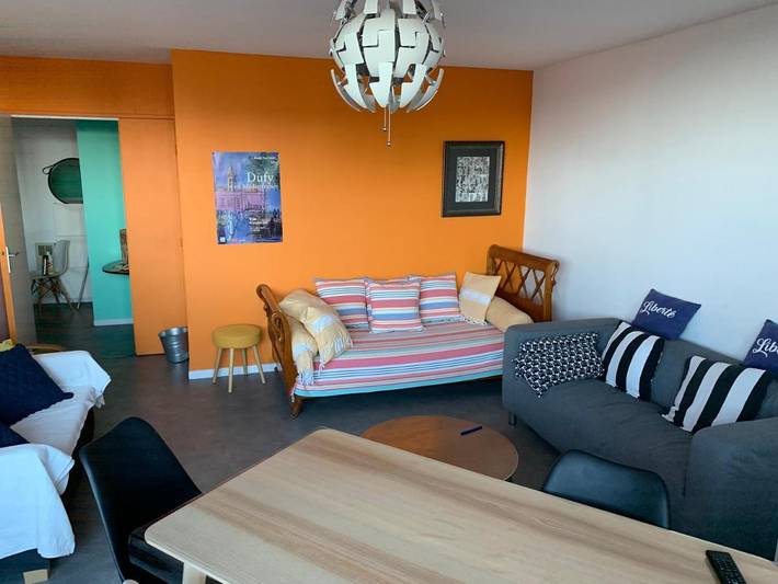 Gîte pour 5 personnes, avec piscine ainsi que vue et terrasse dans Port de Sète - 4