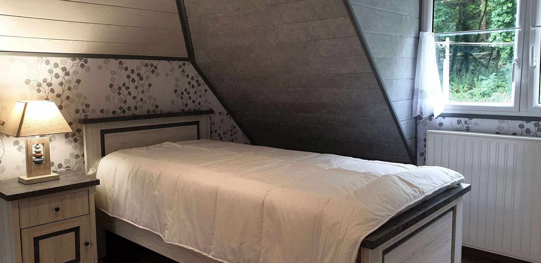 Ferienhaus für 6 Personen mit Terrasse in Saint-Quay-Perros, Rosa Granitküste