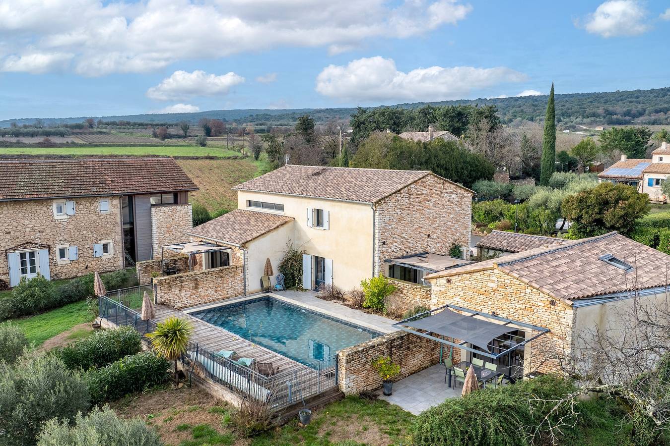 Maison De Vacances pour 7 Personnes dans Aiguèze, Région de Nîmes