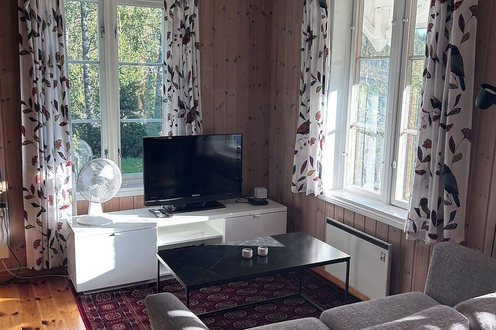 Tovsrud Gård Gjestehus - cozy holiday home in historic surroundings in Kongsberg