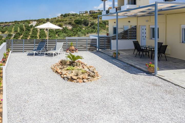 Apartment for 5 people, with garden in Rethymnon