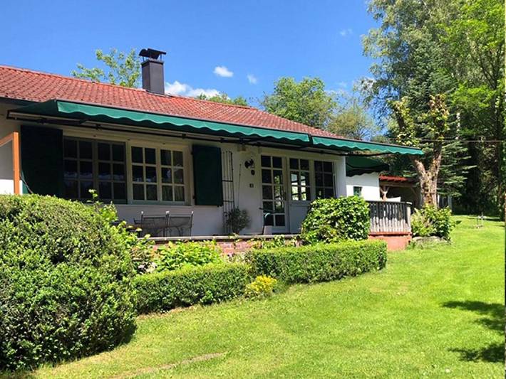Ferienhaus für 4 Personen, mit Terrasse und Garten sowie Ausblick - 1