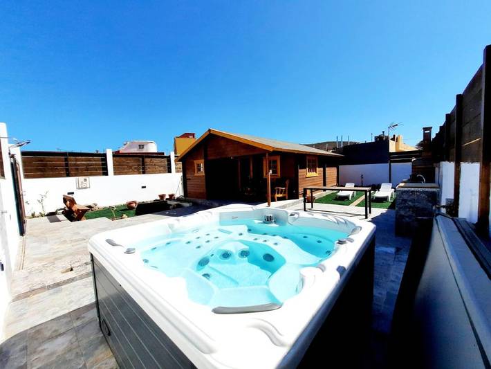 Chalet para 6 personas, con jacuzzi además de jardín y piscina en Gran Canaria - 2