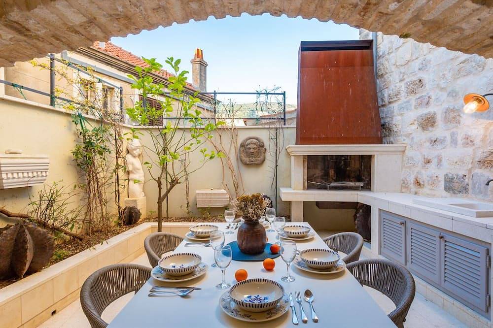 Villa for 6 People in Komiza, Vis