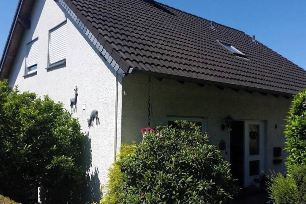 Ganze Wohnung, Gemütliche 2 Zimmer Ferienwohnung für 1-2 Personen in Engelskirchen Loope in Engelskirchen, Oberbergischer Kreis