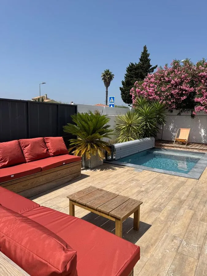 Ferienhaus für 8 Personen, mit Garten und Pool - 1