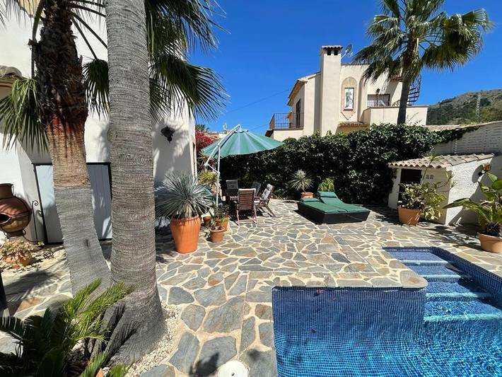 Casa rural para 6 personas, con vistas además de jardín y piscina en Alfàs del Pi - 4