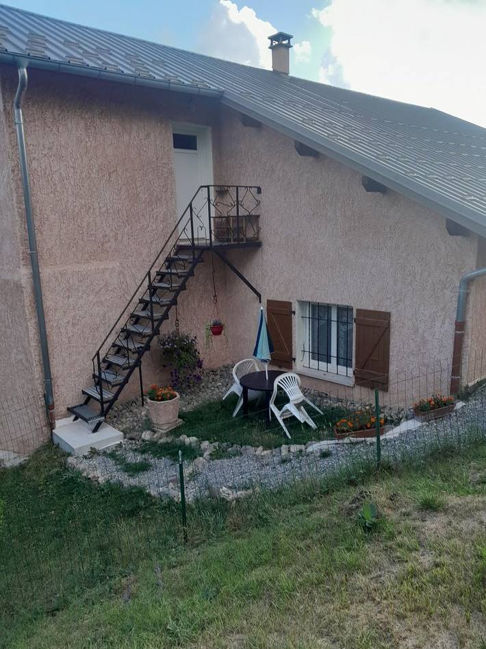 Gîte pour 3 personnes, avec jardin