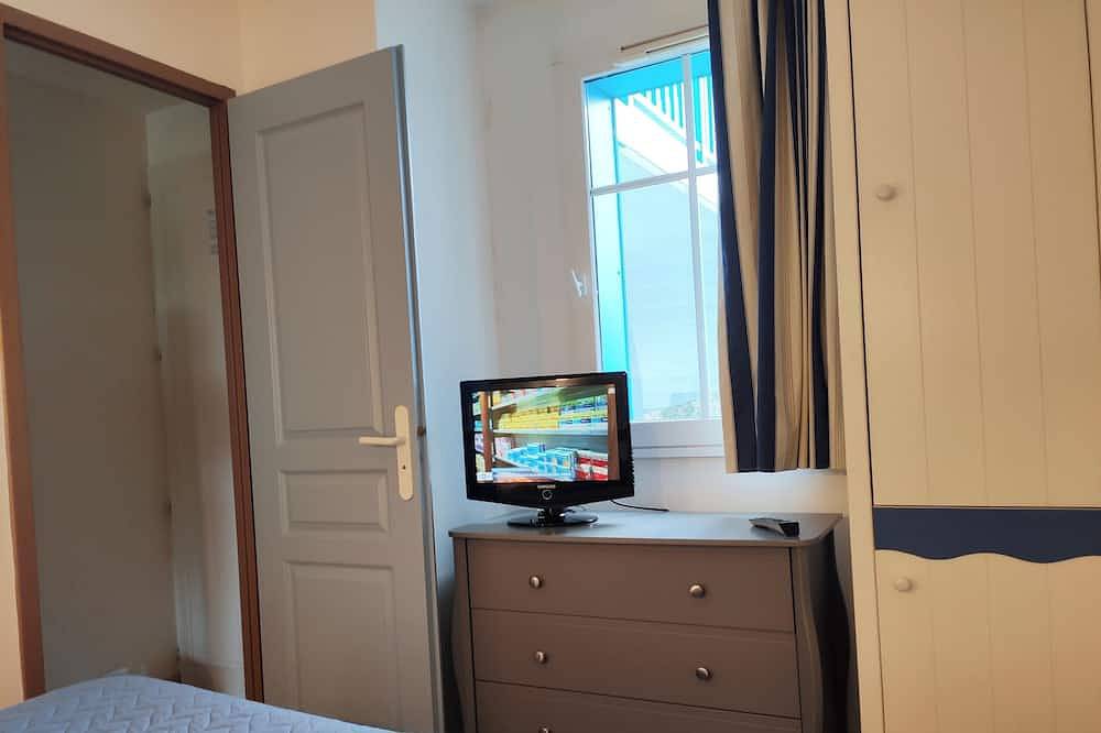 Entire apartment, Apartment T3 + large terrace on the Golf of Port Bourgenay in Talmont-Saint-Hilaire, Vendée