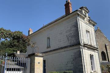 Gîte pour 6 personnes, avec jardin ainsi que piscine et terrasse à Reugny