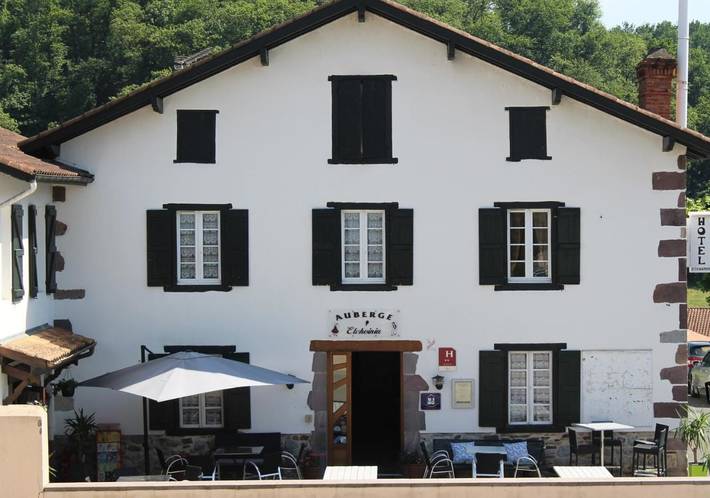 Hôtel pour 2 personnes, avec terrasse dans Lasse - 2