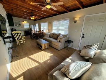 Vacation House for 10 Guests in Gulf Shores, Mobile Bay, Picture 3