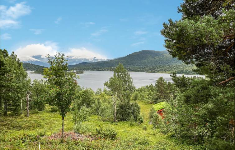 Ferienhaus für 8 Personen mit Garten in Sunnmørsalpane, Sykkylven