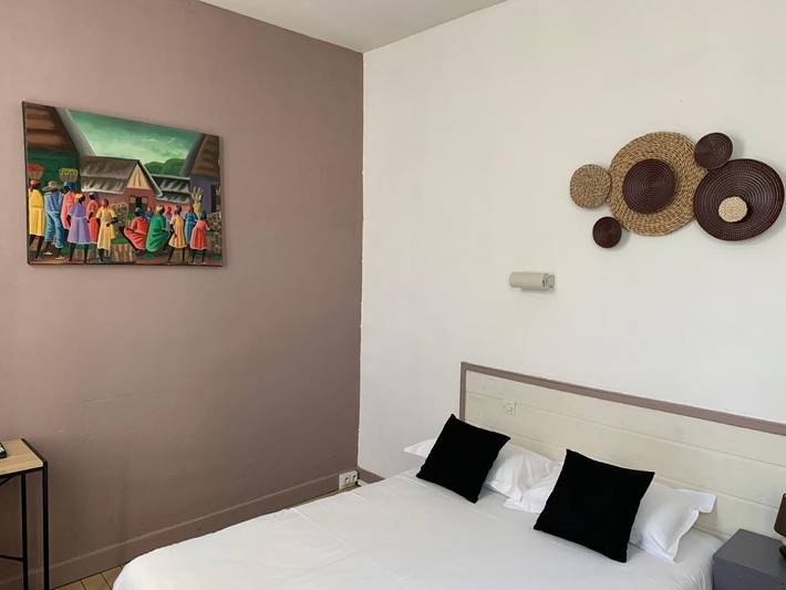 Hôtel pour 2 personnes, avec jardin et vue à Mirambeau - 3