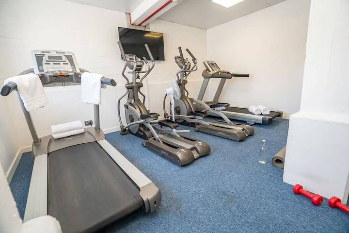 Entire apartment, Cosy En-Suite Room in Central Coventry in Coventry, Birmingham Area