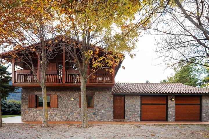 Casa rural para 14 personas, con Balcón y Terraza además de Jardín y Vistas en La Pobla de Lillet - 2