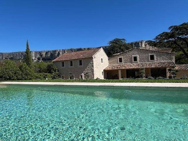 Mas aux Cedres in Lioux, Parc naturel régional du Luberon