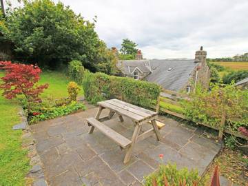 Holiday Letting for 10 People in Llanbedr, Gwynedd, Photo 1