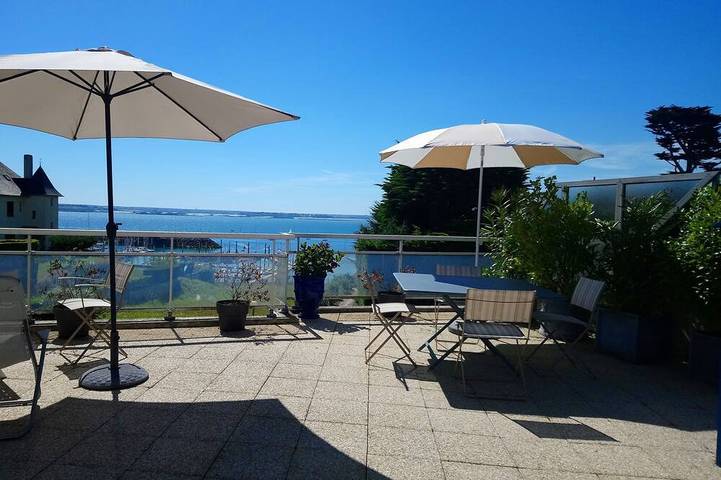Appartement de vacances pour 5 personnes, avec jardin et terrasse
