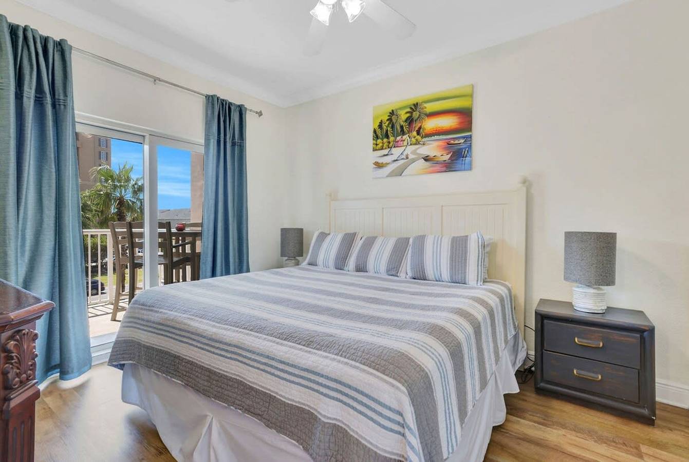 Entire apartment, Crystal Tower 206- Amenities galore Lazy River in Gulf Shores, Mobile Bay