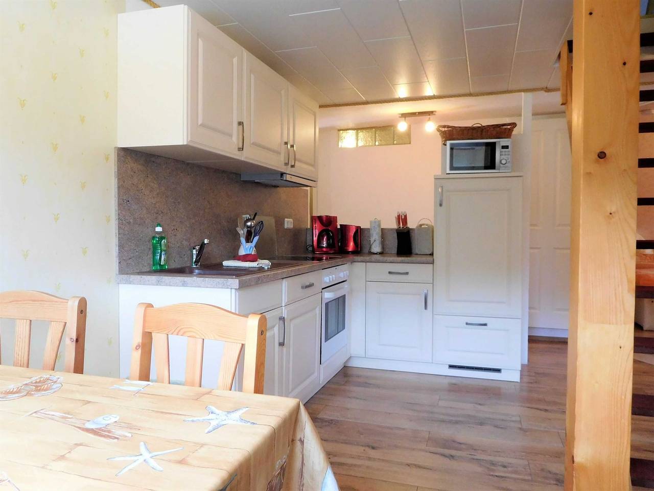 Ganze Ferienwohnung, # Putbus, Komfortfewo Steuerrad - Komfortferienwohnung Steuerrad in Kasnevitz, Putbus
