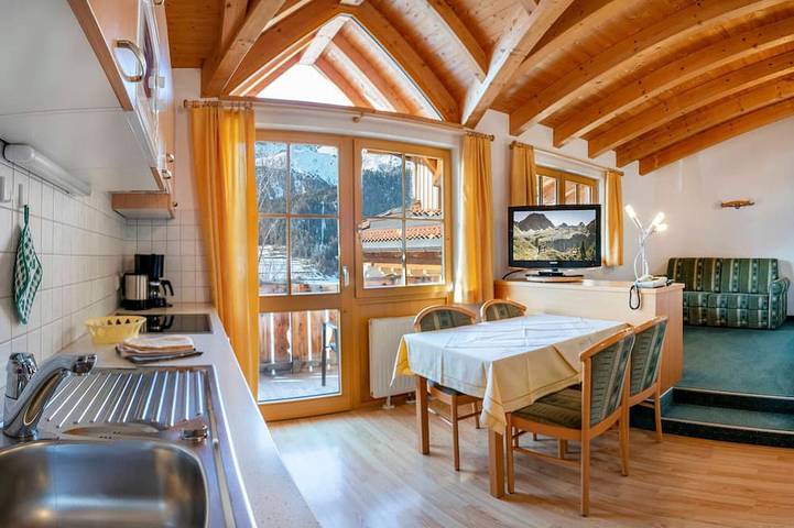 Agriturismo für 5 Personen, mit Sauna und Garten sowie Balkon