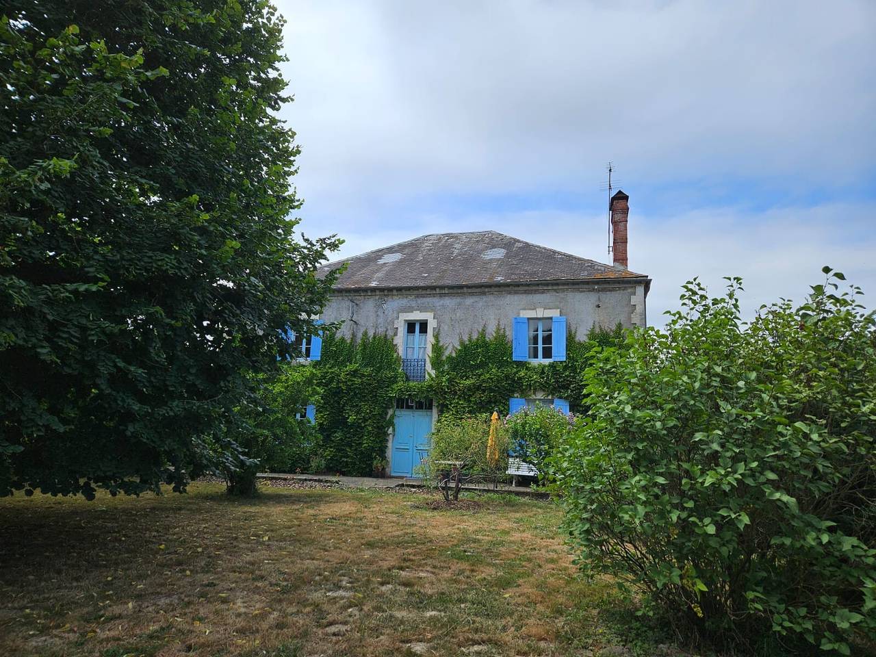 Gîte le Caddet, casa tradicional bearnesa en plena naturaleza in Poursiugues-Boucoue, Béarn