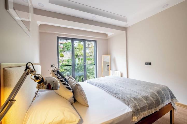 Apartamento entero, Bosphorus View 2Br Luxury Apartment - Parking & Elevator in Beyoğlu, Estambul