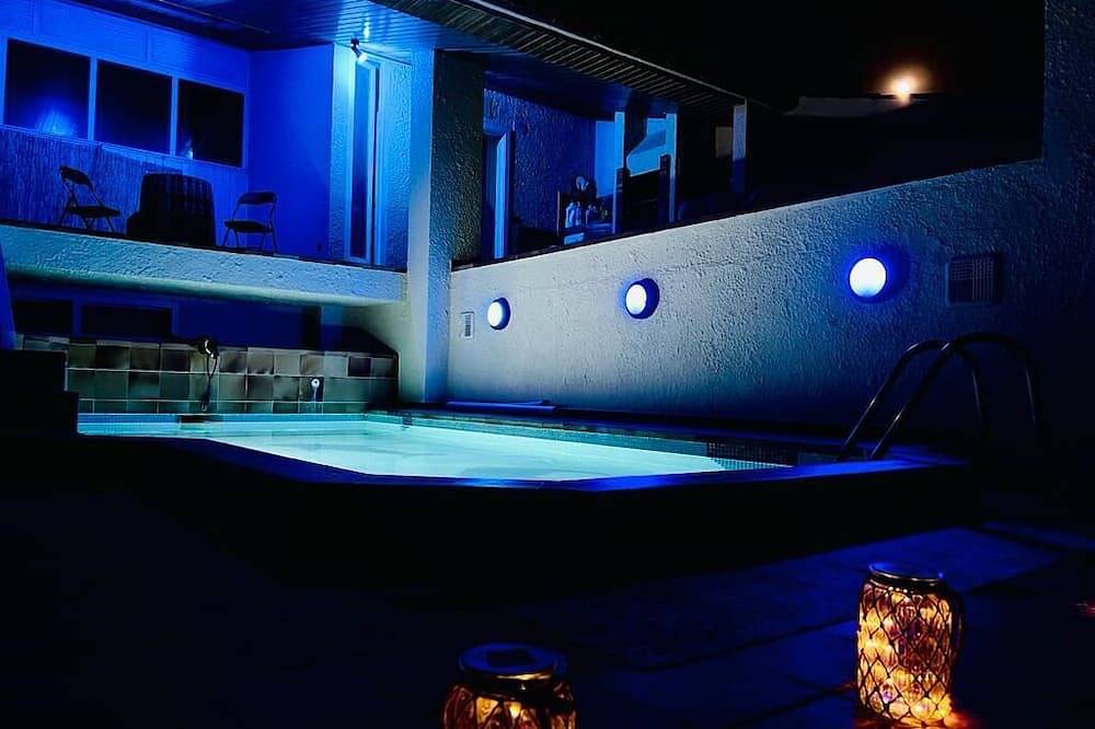 Una Suite con Vistas de 180 Grados al Mar, con Piscina Privada en Modo Rooftop ! in L'Escala, Haut-Ampurdan