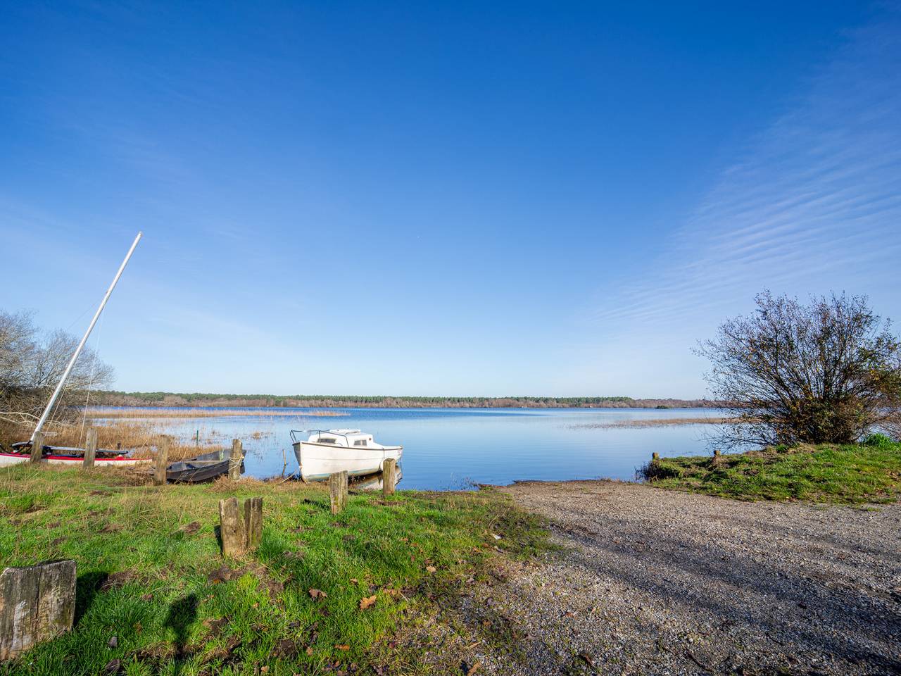 Maison familiale au bord du lac d'Aureilhan pour 10 personnes in Aureilhan, Côte d’Argent