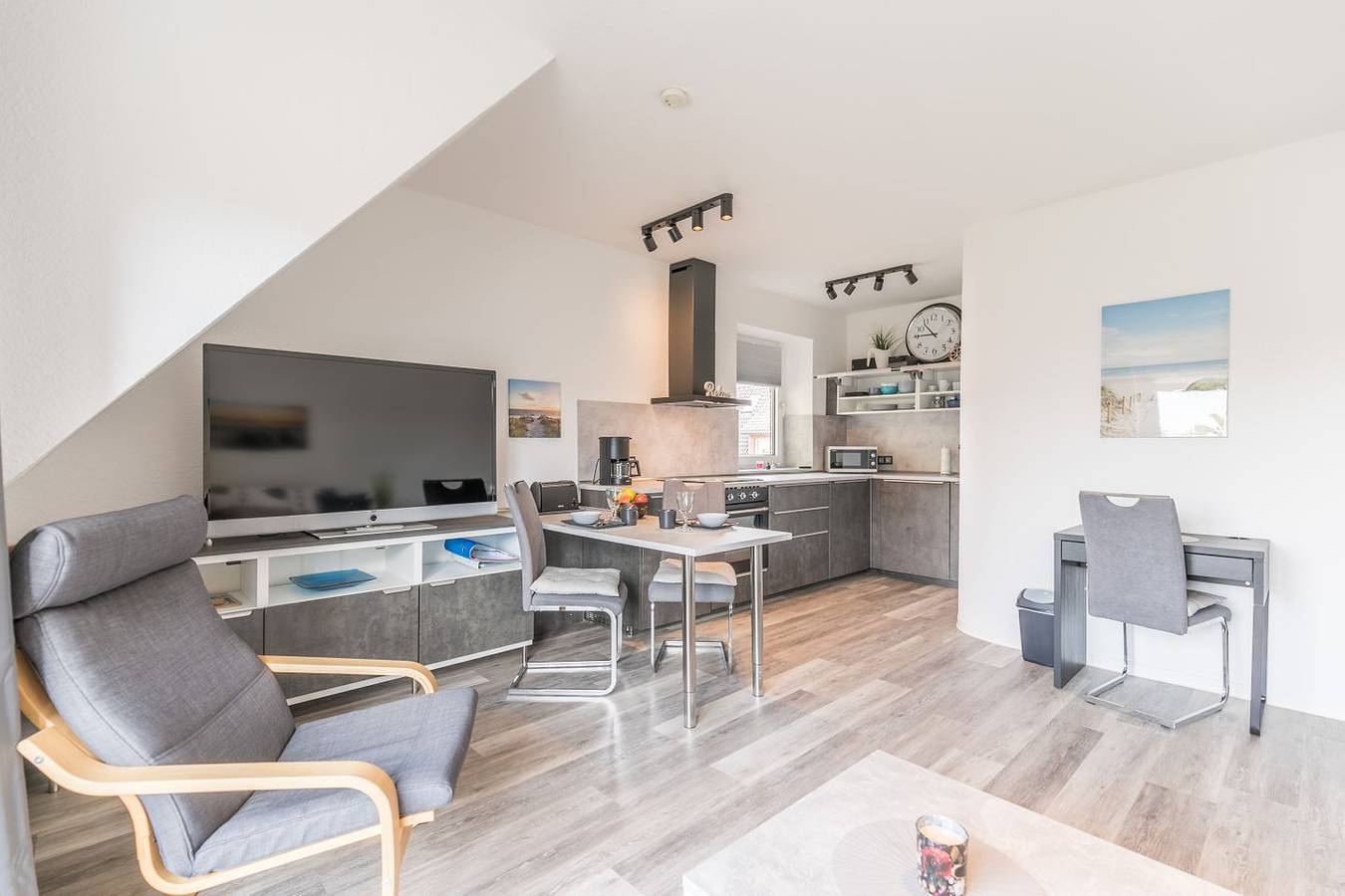 Ganze Wohnung, "Strandglück"! Moderne Ferienwohnung in ruhiger Appartementanlage in Hafen Büsum, Büsum