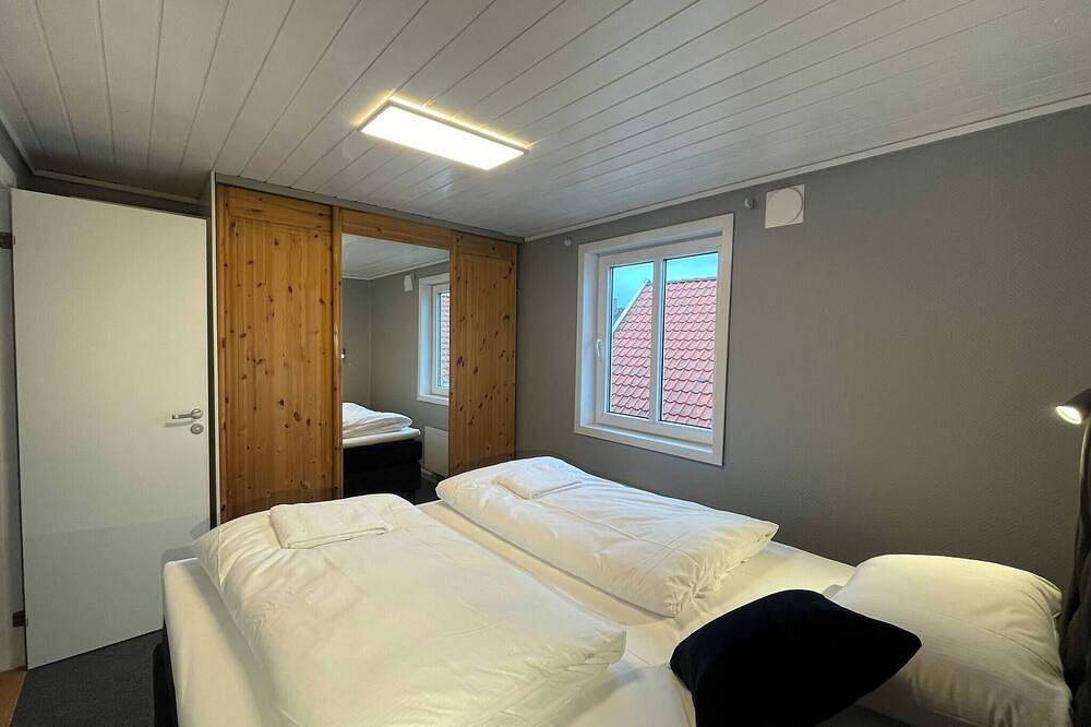 Entire apartment, Nostalgic Nook 27 by Stavanger Bnb in Stavanger