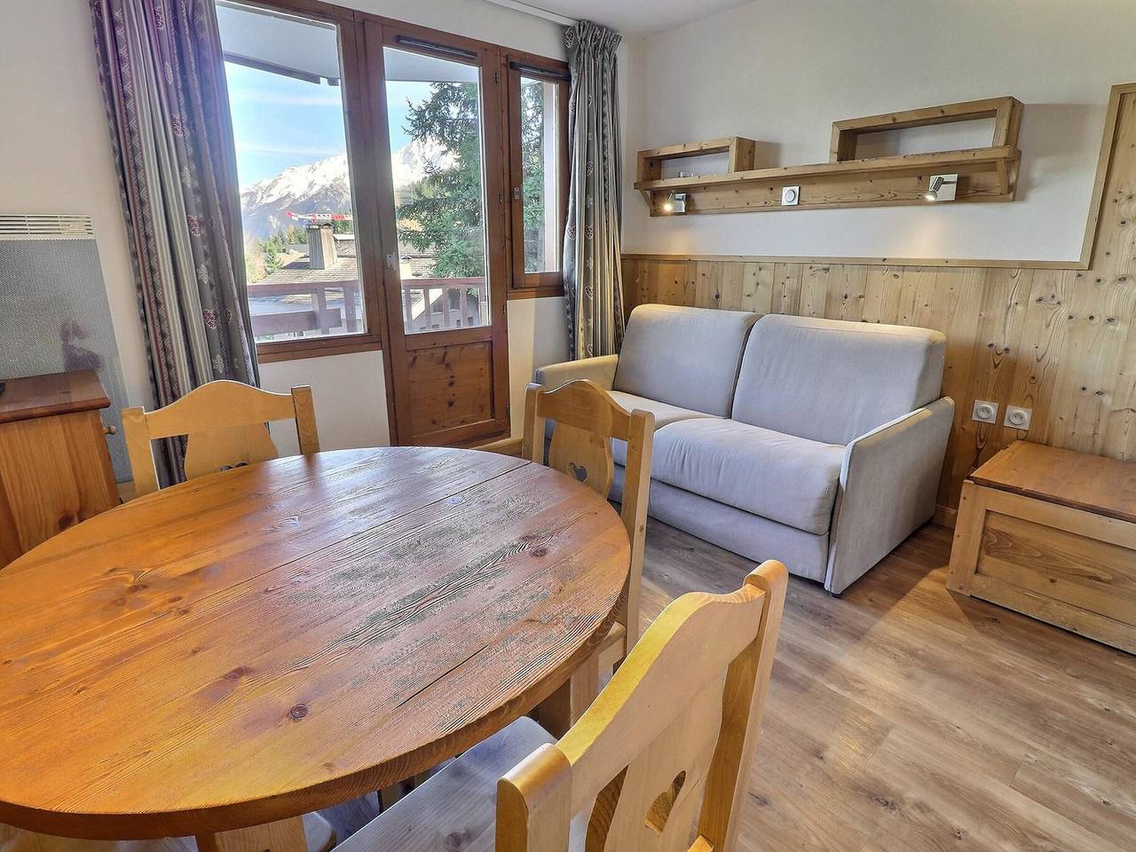 Appartamento intero, Comfortable 2 Rooms, Ski-In/Ski-Out, Close to Shops in La Tania, La Perrière