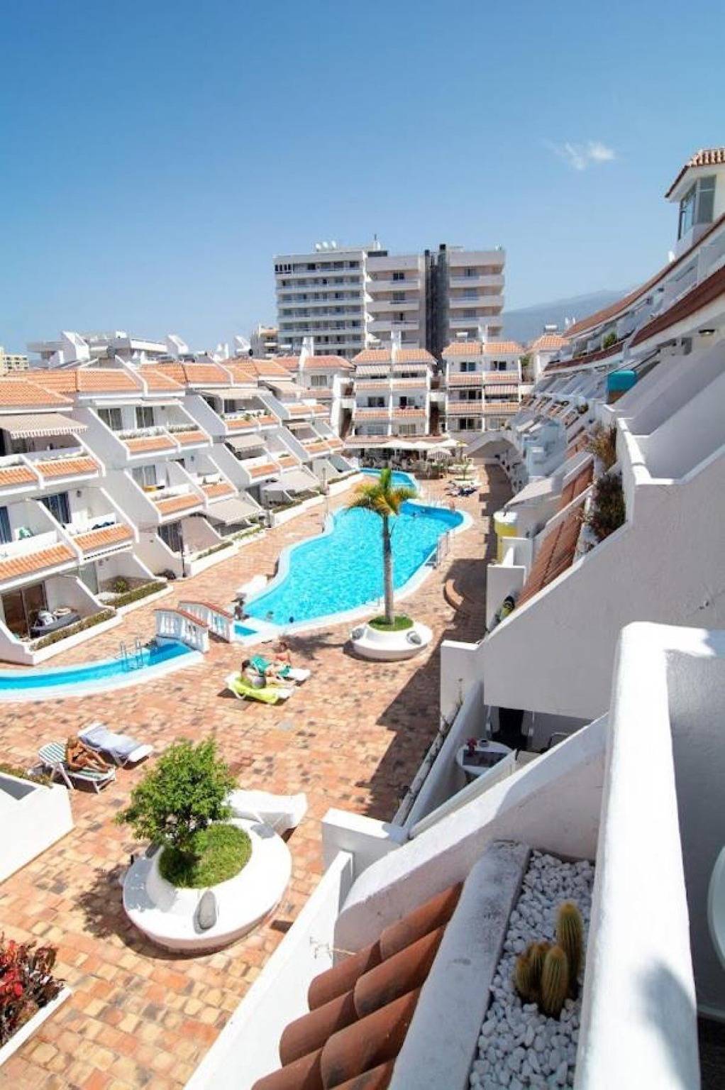 Maison de vacances 'Le Petit Paradise' avec piscine partagée, terrasse et Wi-Fi in Playa de las Américas, Arona
