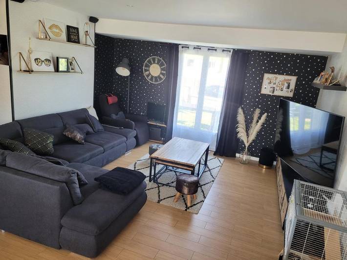 Gîte pour 4 personnes, avec jardin à La Suze-sur-Sarthe