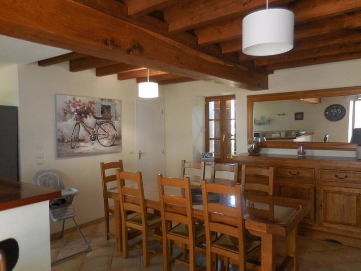 Location de vacances pour 7 personnes, avec Terrasse ainsi que Jardin et Vue dans Fontguenand