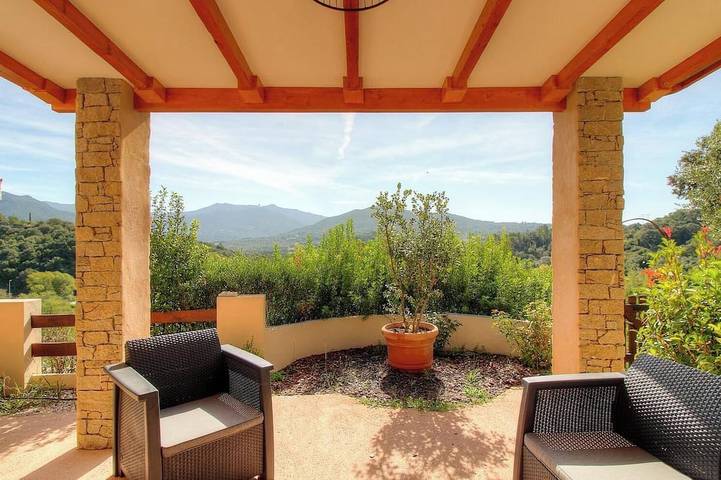 Location de vacances pour 2 personnes, avec jardin dans Pisciatello