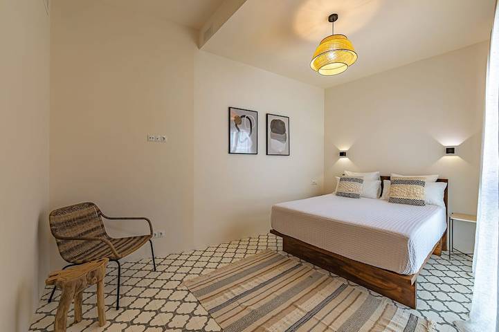 Luxury house in the old town with pool and close to the beach in Playa de Los Lances, Tarifa