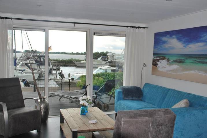 Appartement voor 4 personen, with Terras and Tuin as well as Uitzicht op het meer and Uitzicht aan het Veluwemeer