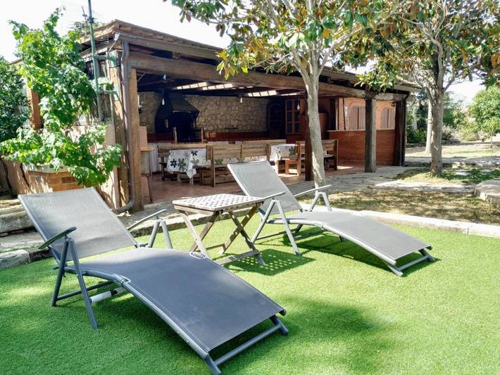 Chalet para 15 personas, con jacuzzi y terraza además de piscina y jardín en Provincia de Tarragona - 4