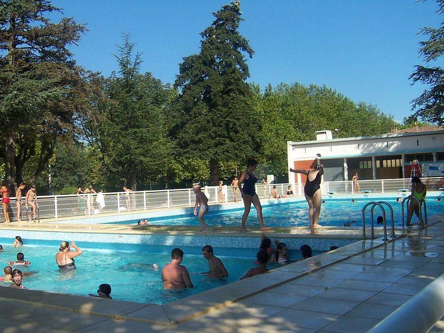 Camping Le Moulin Du Roy - Accommodation 2 persons - Wooden tent - 1 bedroom in Revel, Lauragais