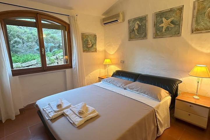 Ganze Wohnung, Geräumige und komfortable Drei-Zimmer-Wohnung in Liscia di Vacca, Arzachena
