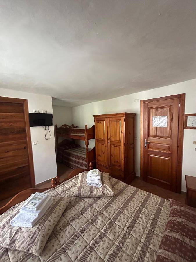 Hôtel pour 2 personnes, avec Balcon et Terrasse ainsi que Jardin et Vue à Pragela - 4