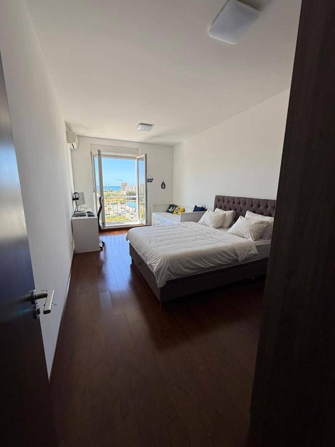 Ferienwohnung für 4 Personen, mit Ausblick und Balkon in Bar - 2