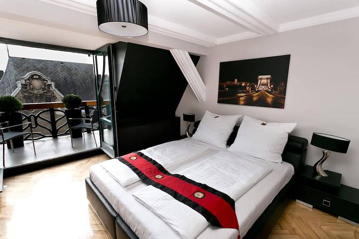 Ganze Wohnung, Art Nouveau Penthouse Budapest Panorama in Budapest, Danube-Ipoly National Park