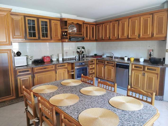 Ferienhaus für 7 Personen, mit Ausblick und Pool sowie Terrasse und Garten in Vigo - 4